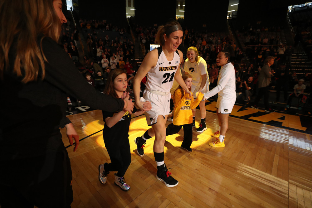 Iowa Hawkeyes forward Hannah Stewart (21) against the Purdue Boilermakers Sunday, January 27, 2019 at Carver-Hawkeye Arena. (Brian Ray/hawkeyesports.com)