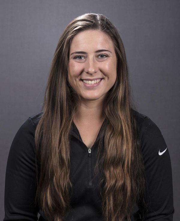 Elizabeth DeShields - Softball - University of Iowa Athletics
