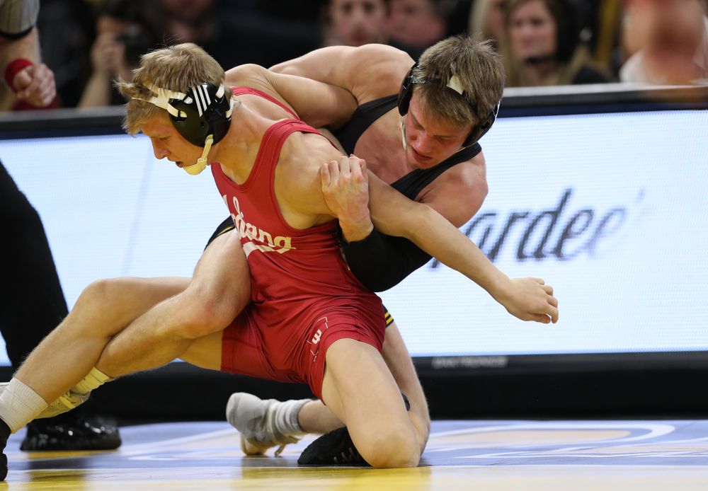 Iowa's Max Murin wrestles Indiana's Kyle Luigs at 149 pounds Friday, February 15, 2019 at Carver-Hawkeye Arena. (Brian Ray/hawkeyesports.com)