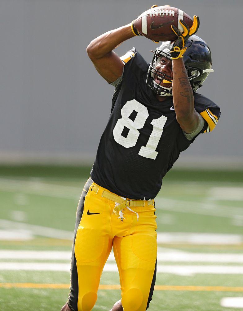 Iowa Hawkeyes wide receiver Desmond Hutson (81) pulls in a pass during Fall Camp Practice No. 11 at the Hansen Football Performance Center in Iowa City on Wednesday, Aug 14, 2019. (Stephen Mally/hawkeyesports.com)