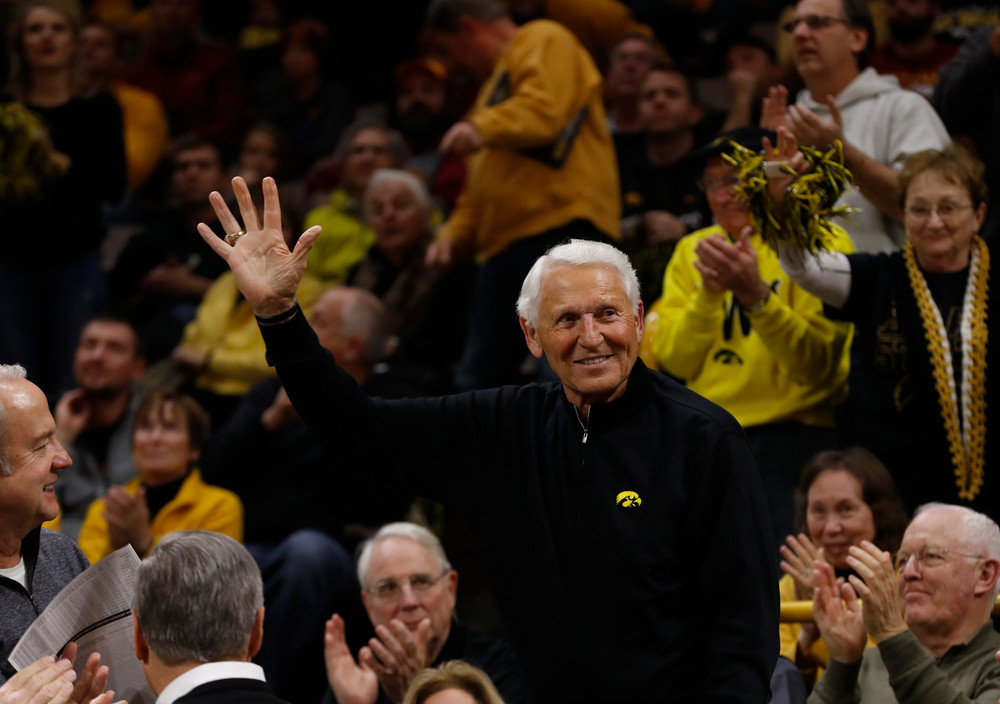 Former Iowa Hawkeyes head coach Lute Olson