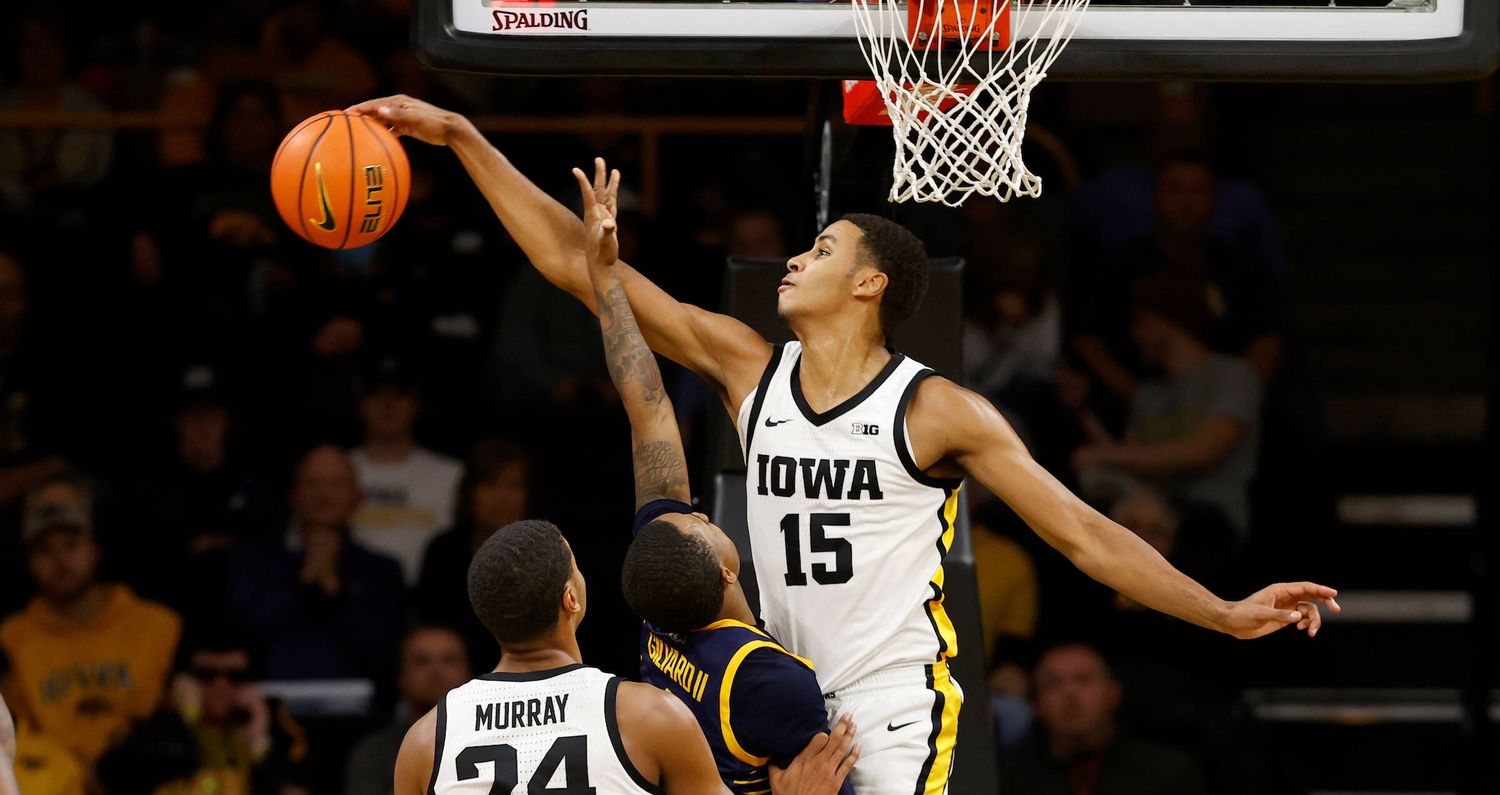 Iowa basketball's Keegan Murray declares for NBA draft