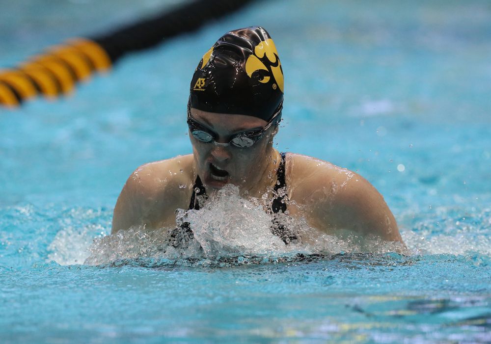 Iowa's Lexi Horner swims the 200 yard Individual Medley Thursday, November 15, 2018 during the 2018 Hawkeye Invitational at the Campus Recreation and Wellness Center. (Brian Ray/hawkeyesports.com)
