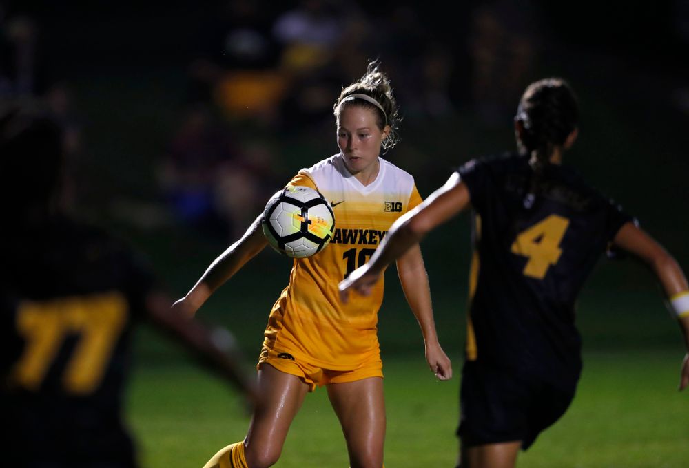 Iowa Hawkeyes Natalie Winters (10) against the Missouri Tigers Friday, August 17, 2018 at the Iowa Soccer Complex. (Brian Ray/hawkeyesports.com)
