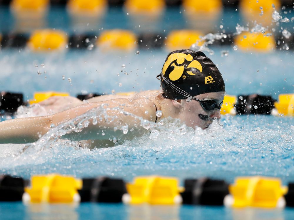 Amy Lenderink swims the butterfly leg of the 200 yard medley relay during the Black and Gold Intrasquad Saturday, September 29, 2018 at the Campus Recreation and Wellness Center. (Brian Ray/hawkeyesports.com)