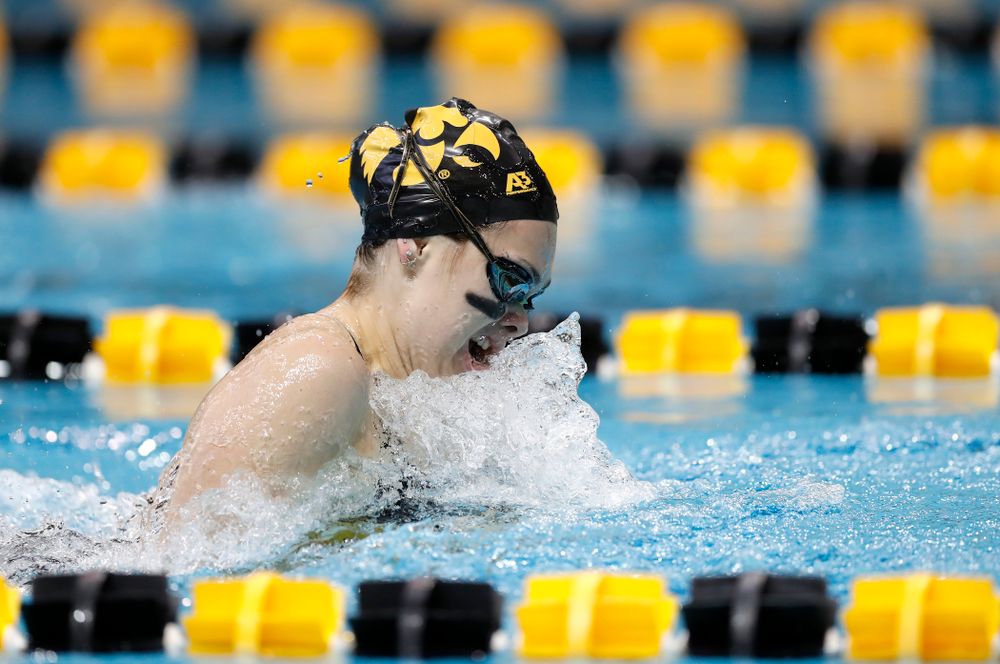 Lexi Horner swims the breaststroke leg of the 200 yard medley relay during the Black and Gold Intrasquad Saturday, September 29, 2018 at the Campus Recreation and Wellness Center. (Brian Ray/hawkeyesports.com)