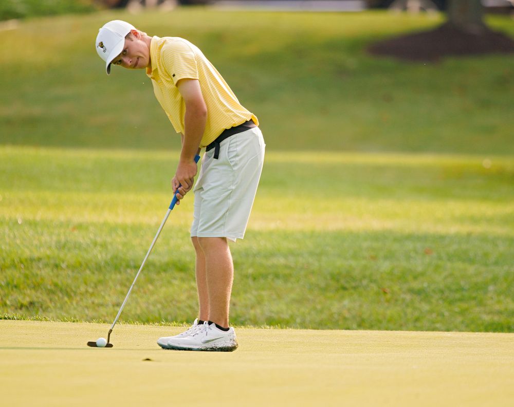 Iowa’s Matthew Garside putts during the third day of the Golfweek Conference Challenge at the Cedar Rapids Country Club in Cedar Rapids on Tuesday, Sep 17, 2019. (Stephen Mally/hawkeyesports.com)