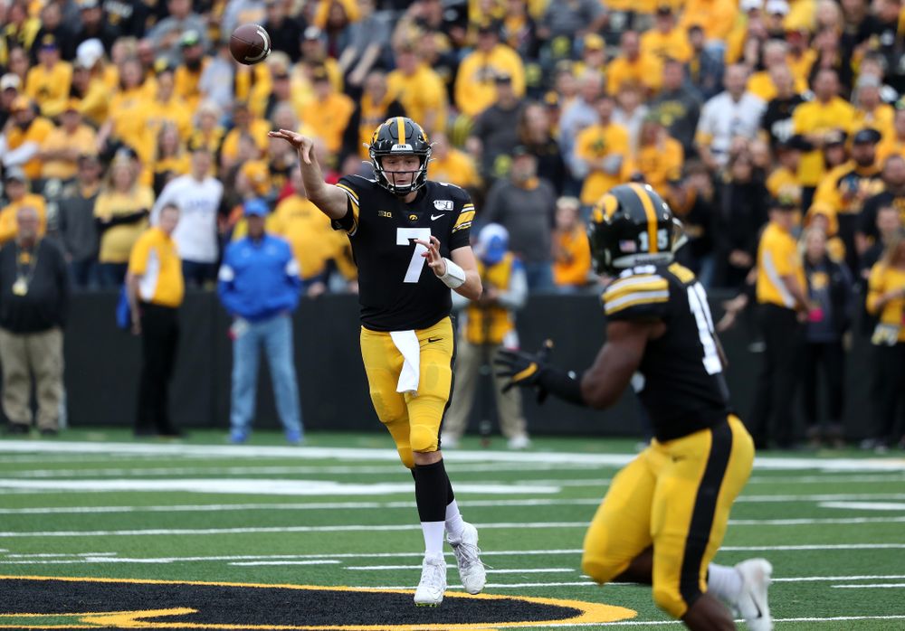 Iowa Hawkeyes quarterback Spencer Petras (7) against Middle Tennessee State Saturday, September 28, 2019 at Kinnick Stadium. (Brian Ray/hawkeyesports.com)