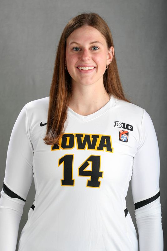 Emma Grunkemeyer - Volleyball - University of Iowa Athletics