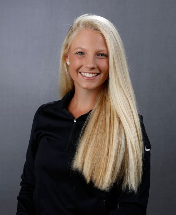 Kristen Thoms - Women's Tennis - University of Iowa Athletics