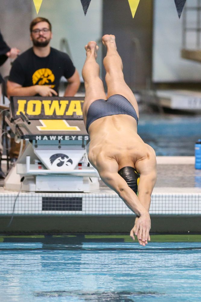 Iowa’s Will Scott during Iowa swim and dive vs Minnesota on Saturday, October 26, 2019 at the Campus Wellness and Recreation Center. (Lily Smith/hawkeyesports.com)