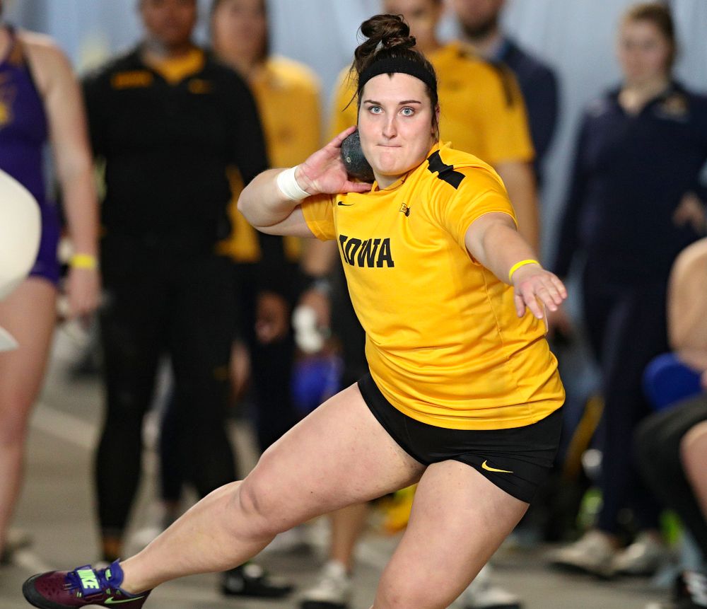 Iowa’s Jamie Kofron competes in the women’s shot put event at the Black and Gold Invite at the Recreation Building in Iowa City on Saturday, February 1, 2020. (Stephen Mally/hawkeyesports.com)