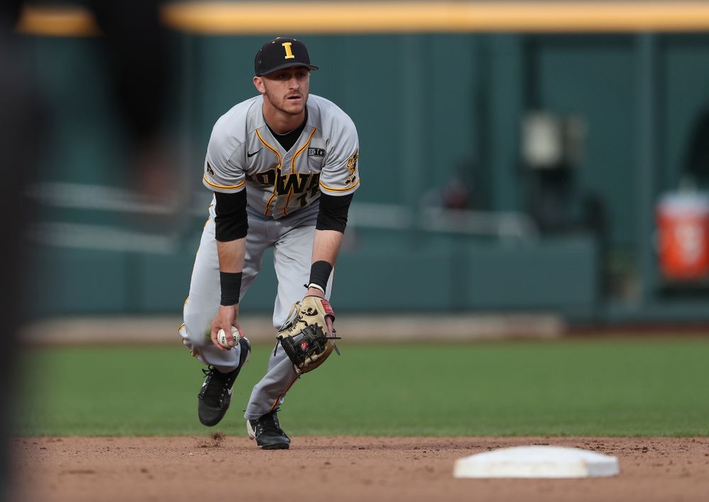 Iowa Hawkeyes Tanner Wetrich (16) against the Indiana Hoosiers in the first round of the Big Ten Baseball Tournament Wednesday, May 22, 2019 at TD Ameritrade Park in Omaha, Neb. (Brian Ray/hawkeyesports.com)