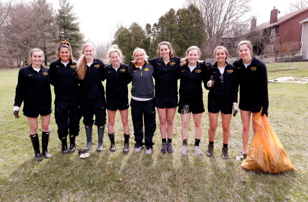 Members of the Iowa Soccer Team  volunteer during the Iowa Athletics Department's annual Day of Caring Sunday, April 22, 2018. (Brian Ray/hawkeyesports.com)