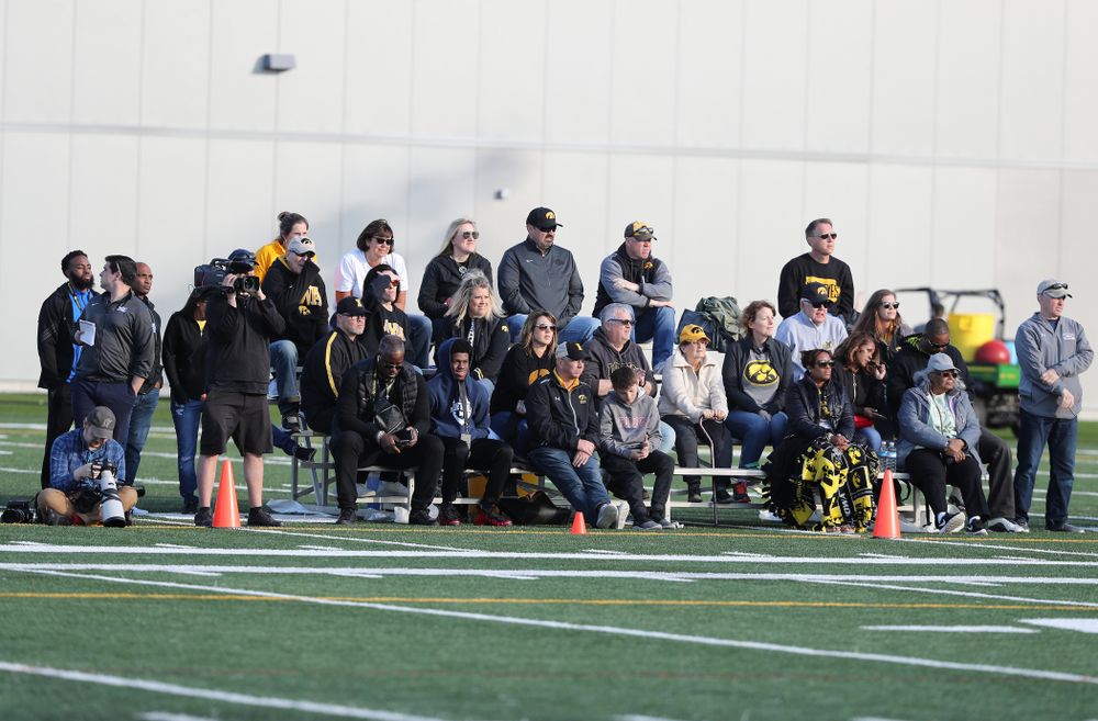 Friends and family watch the Hawkeye Football teamÕs  final spring practice Friday, April 26, 2019 at the Kenyon Football Practice Facility. (Brian Ray/hawkeyesports.com)