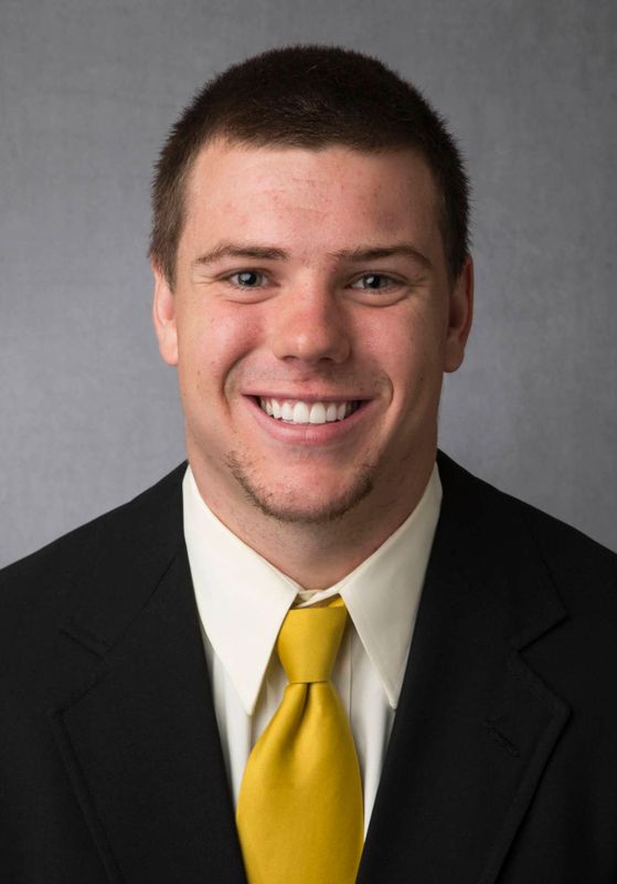 Travis Perry - Football - University of Iowa Athletics