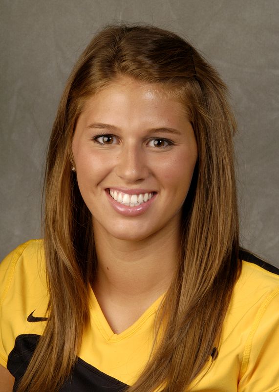 Joanna Giampoli - Volleyball - University of Iowa Athletics