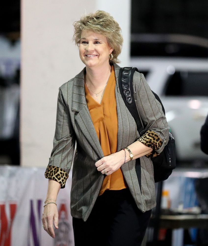 Iowa Hawkeyes head coach Lisa Bluder arrives for their game against Ohio State in the quarterfinals of the Big Ten Basketball Tournament Friday, March 6, 2020 at Bankers Life Fieldhouse in Indianapolis. (Brian Ray/hawkeyesports.com)