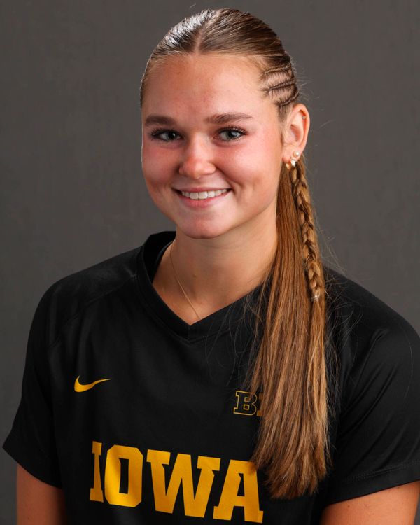 Delaney Holtey - Women's Soccer - University of Iowa Athletics