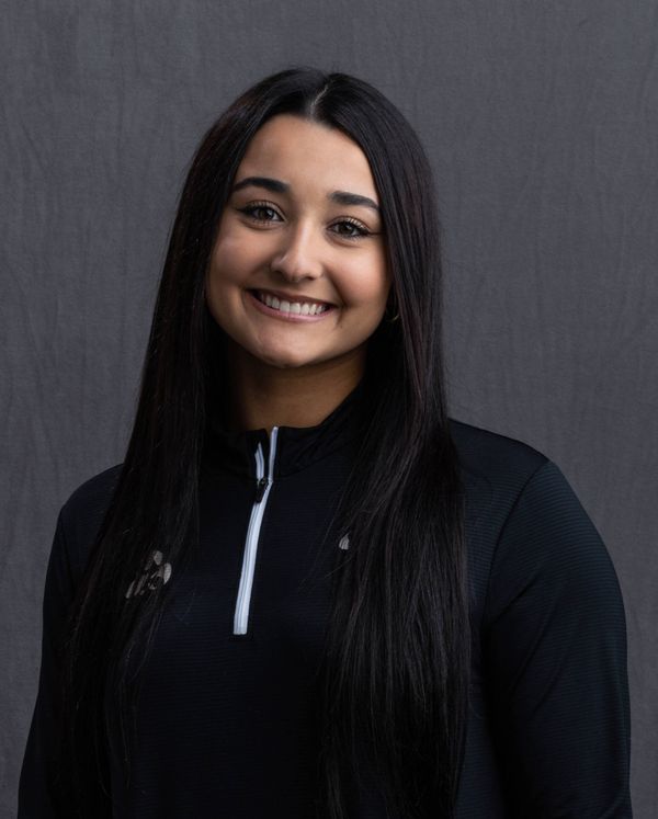 Hanna Castillo - Women's Gymnastics - University of Iowa Athletics