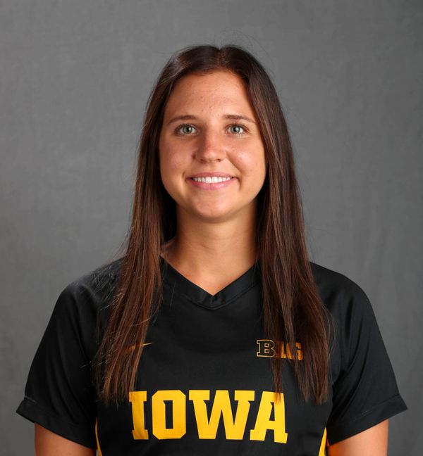 Olivia Hellweg - Women's Soccer - University of Iowa Athletics