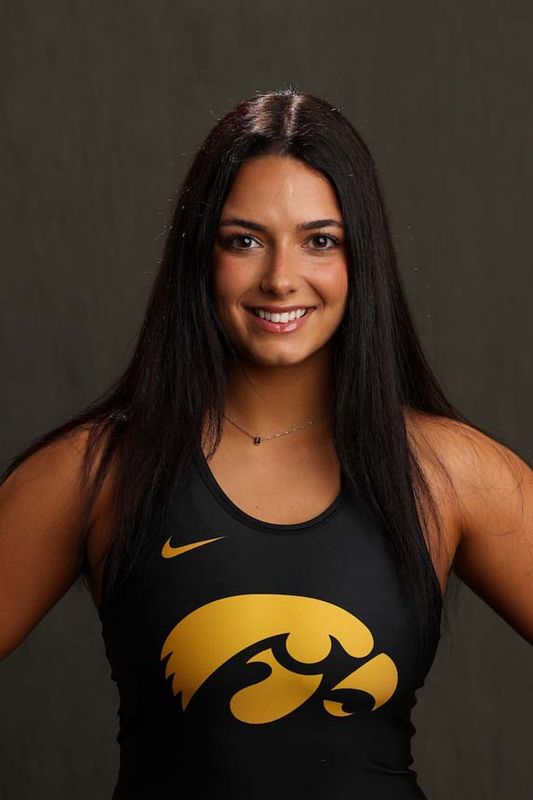 Anayka Besco - Women's Wrestling - University of Iowa Athletics