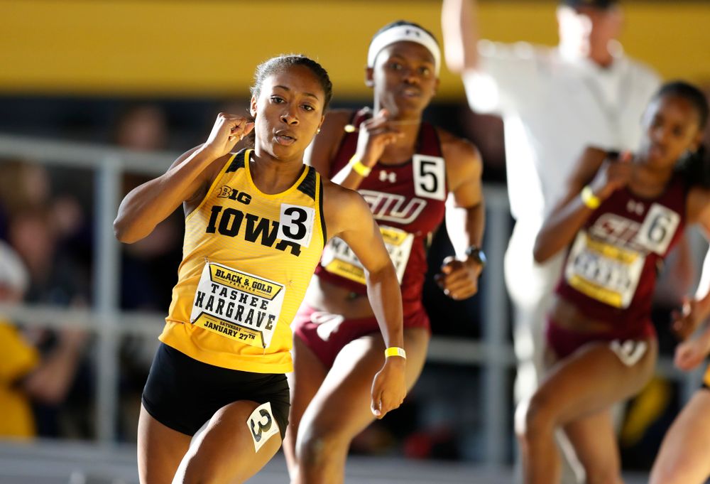 Tashee Hargrave competes in the 400 meters 
