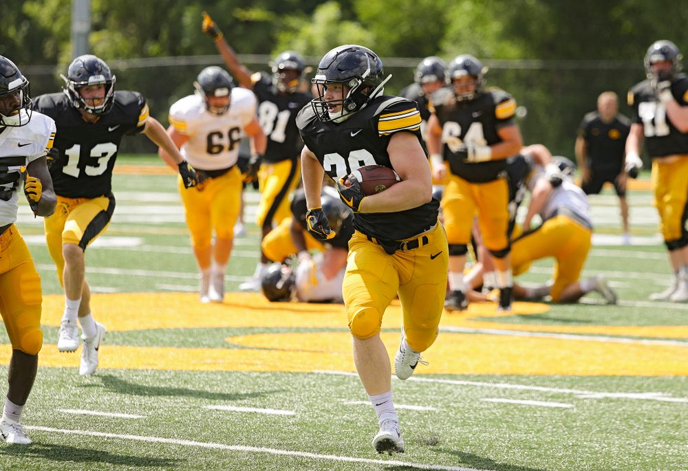 Iowa Hawkeyes’ Monte Pottebaum (38) on a run during Fall Camp Practice No. 10 at the Hansen Football Performance Center in Iowa City on Tuesday, Aug 13, 2019. (Stephen Mally/hawkeyesports.com)