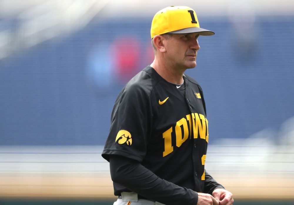 Iowa Hawkeyes head coach Rick Heller against the Nebraska Cornhuskers in the first round of the Big Ten Baseball Tournament Friday, May 24, 2019 at TD Ameritrade Park in Omaha, Neb. (Brian Ray/hawkeyesports.com)