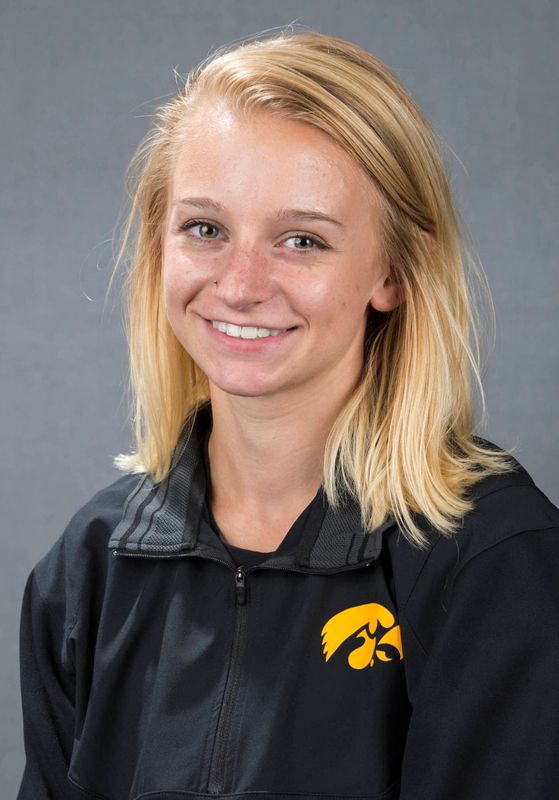 Andrea Shine - Women's Cross Country - University of Iowa Athletics