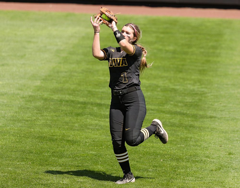 Iowa left fielder Cameron Cecil (1) pulls in a fly ball for an out during the third inning of their game against Ohio State at Pearl Field in Iowa City on Saturday, May. 4, 2019. (Stephen Mally/hawkeyesports.com)