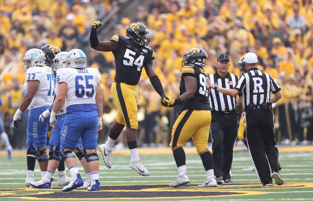 Iowa Hawkeyes defensive tackle Daviyon Nixon (54) against Middle Tennessee State Saturday, September 28, 2019 at Kinnick Stadium. (Max Allen/hawkeyesports.com)