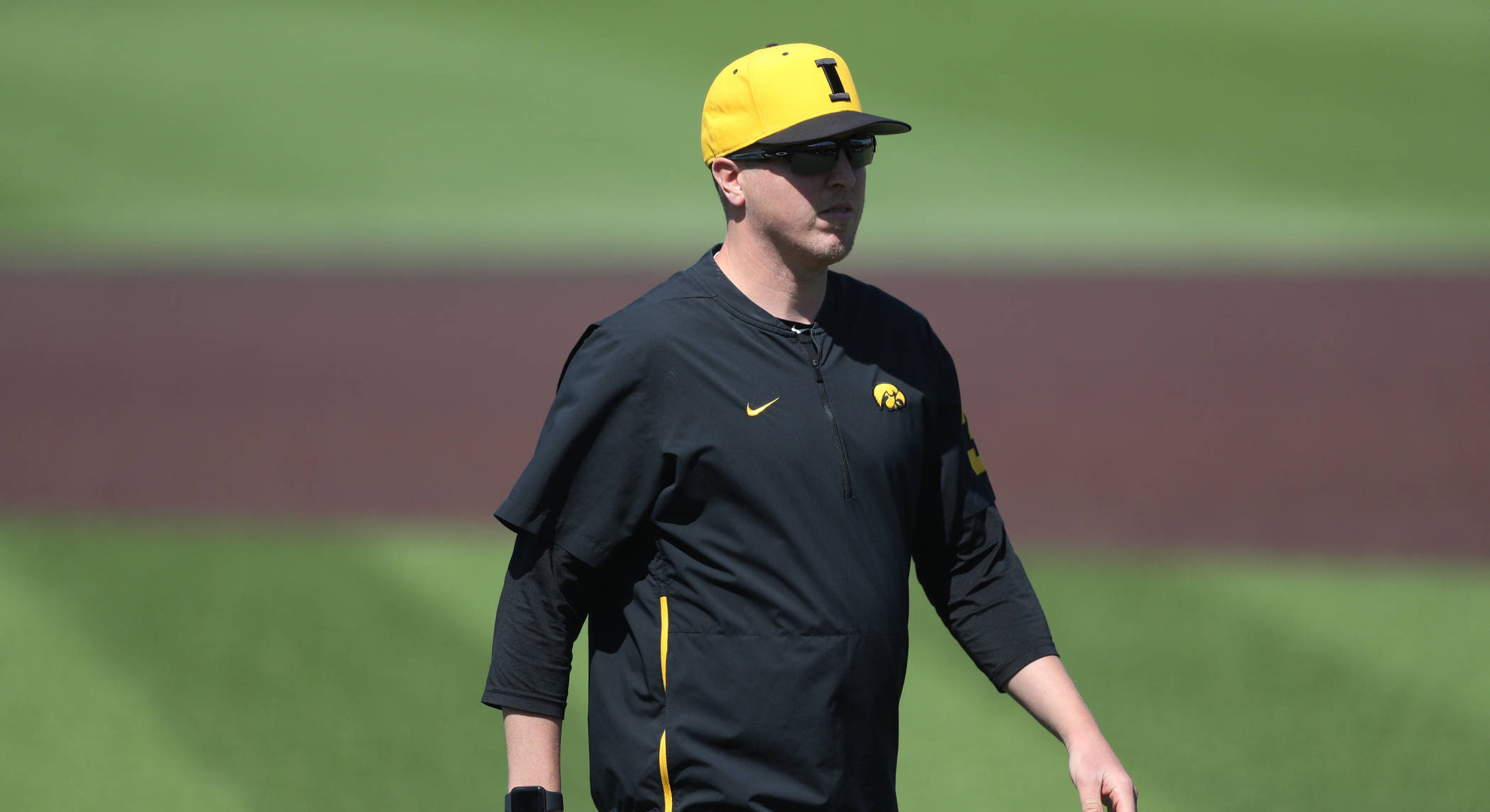 c454d670-05042019_iowabaseballvsucirvinegame2046.JPG Pitching coach Tom Gorzelanny during game two against UC Irvine Saturday, May 4, 2019 at Duane Banks Field. (Brian Ray/hawkeyesports.com)