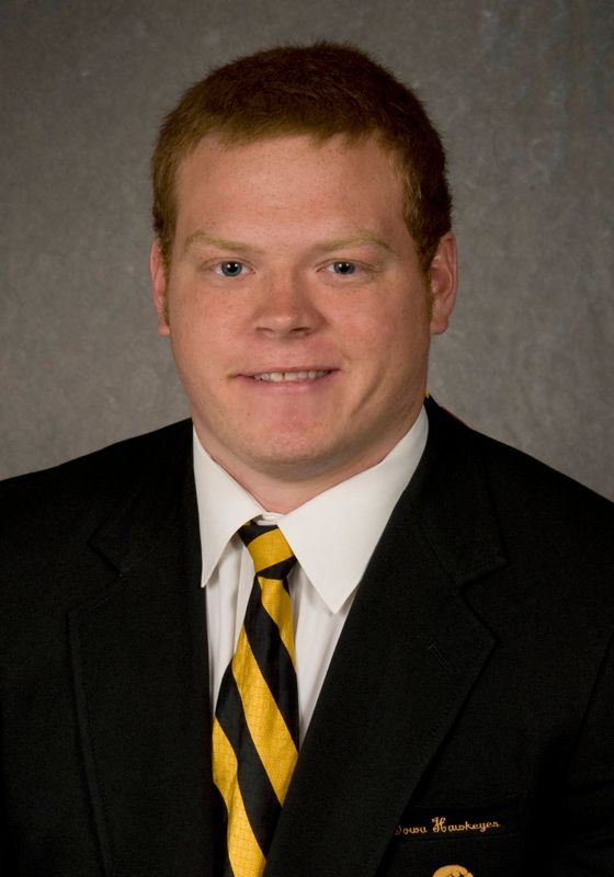 Jacob Reisen - Football - University of Iowa Athletics