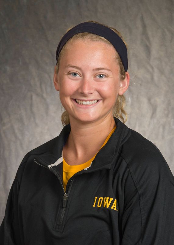 Claire Benschoter - Women's Rowing - University of Iowa Athletics