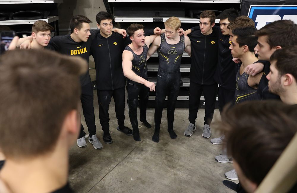 Iowa's Jake Brodarzon pumps up his teammates following their meet against the Ohio State Buckeyes Saturday, March 16, 2019 at Carver-Hawkeye Arena.  (Brian Ray/hawkeyesports.com)