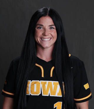 Hannah Lindsay - Softball - University of Iowa Athletics