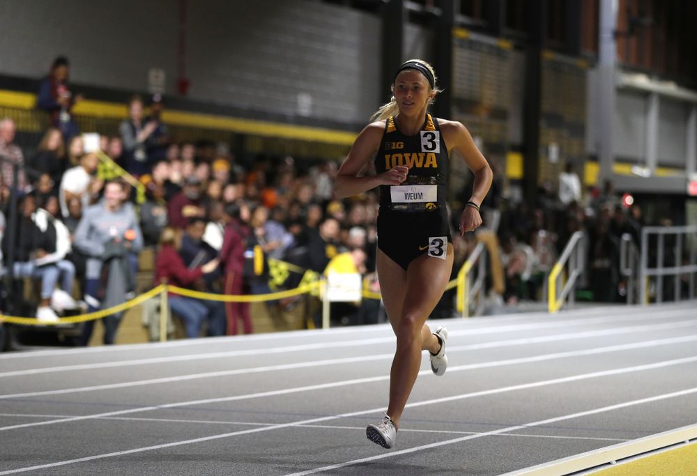 Iowa's Aly Weum runs the 600 meter premier during the 2019 Larry Wieczorek Invitational Friday, January 18, 2019 at the Hawkeye Tennis and Recreation Center. (Brian Ray/hawkeyesports.com)