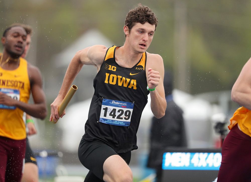 Iowa's Austin Lietz runs the men's 1600 meter relay event during the third day of the Drake Relays at Drake Stadium in Des Moines on Saturday, Apr. 27, 2019. (Stephen Mally/hawkeyesports.com)