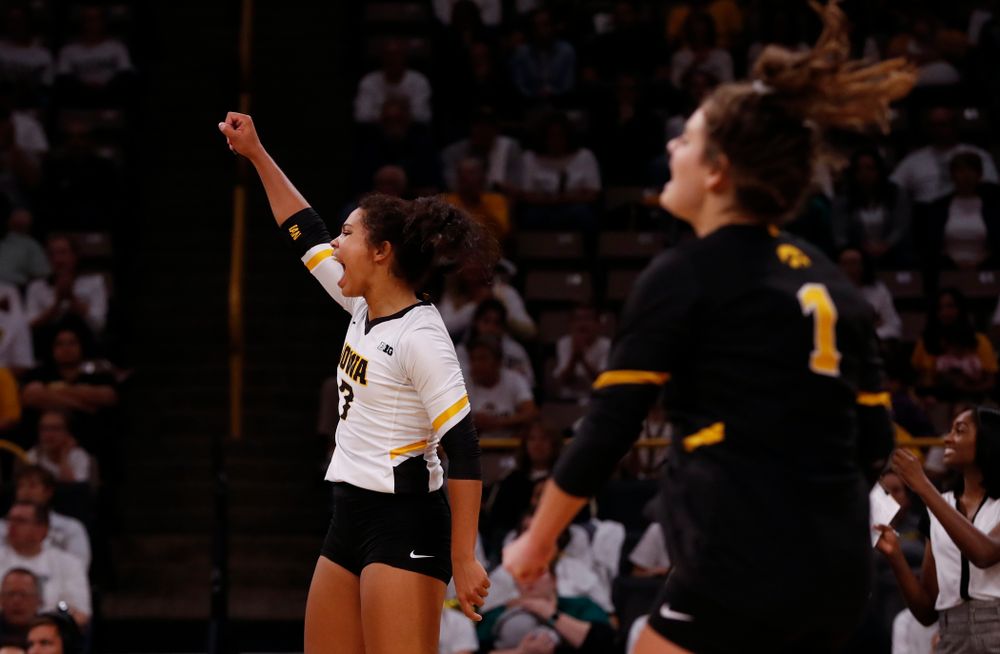 Iowa Hawkeyes setter Gabrielle Orr (7) against the Michigan State Spartans Friday, September 21, 2018 at Carver-Hawkeye Arena. (Brian Ray/hawkeyesports.com)