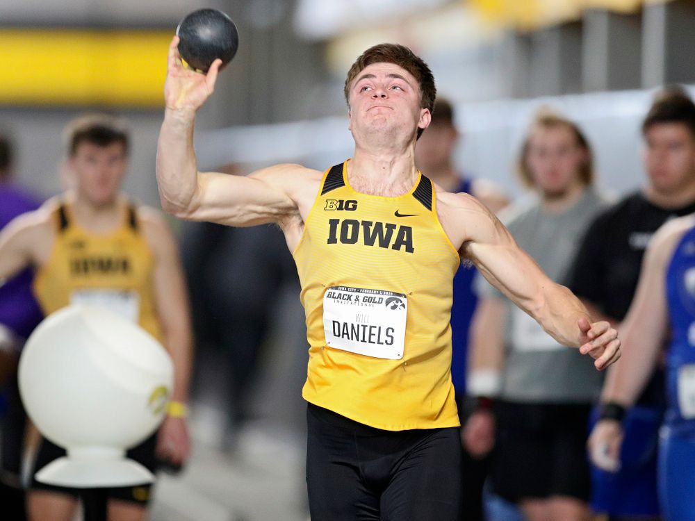 Iowa’s Will Daniels throws in the men’s shot put event at the Black and Gold Invite at the Recreation Building in Iowa City on Saturday, February 1, 2020. (Stephen Mally/hawkeyesports.com)