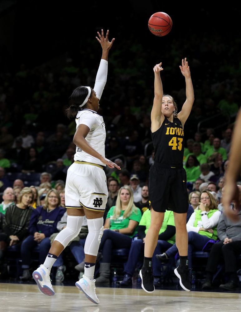 Iowa Hawkeyes forward Amanda Ollinger (43) against the Notre Dame Fighting Irish Thursday, November 29, 2018 at the Joyce Center in South Bend, Ind. (Brian Ray/hawkeyesports.com)