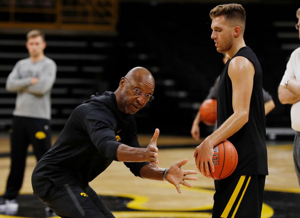 Assistant coach Sherman Dillard during the first practice of the season Monday, October 1, 2018 at Carver-Hawkeye Arena. (Brian Ray/hawkeyesports.com)