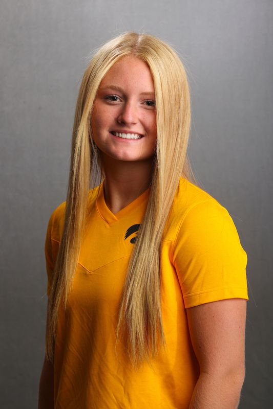 Aubrey Hahn - Women's Soccer - University of Iowa Athletics