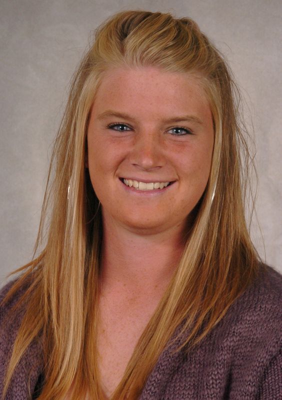 Amanda Zust - Softball - University of Iowa Athletics
