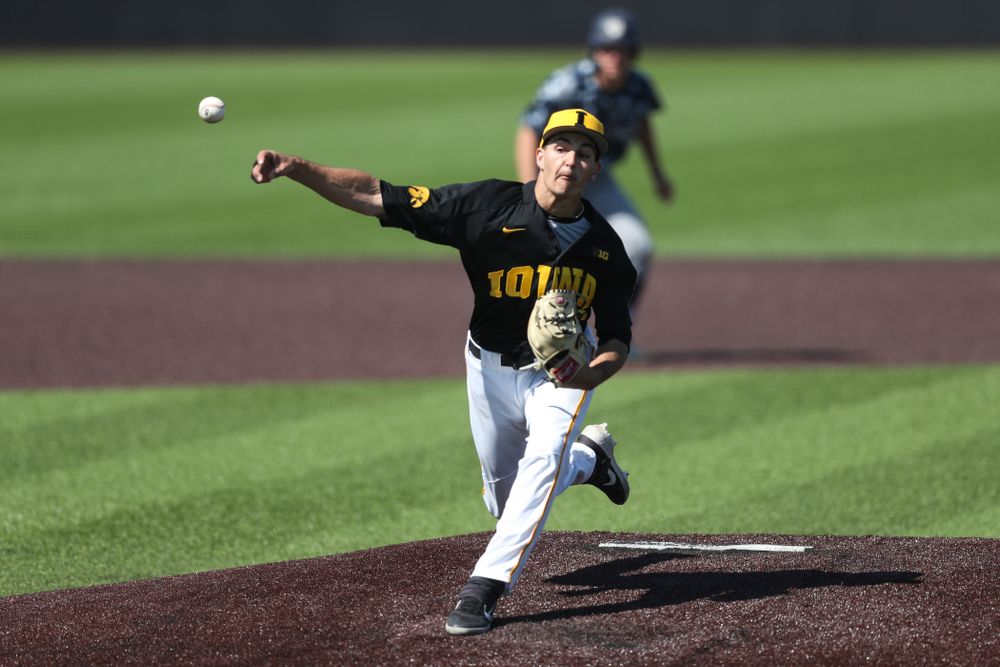 Iowa Hawkeyes Jason Foster (27) delivers the ball to the plate during game two against UC Irvine Saturday, May 4, 2019 at Duane Banks Field. (Brian Ray/hawkeyesports.com)