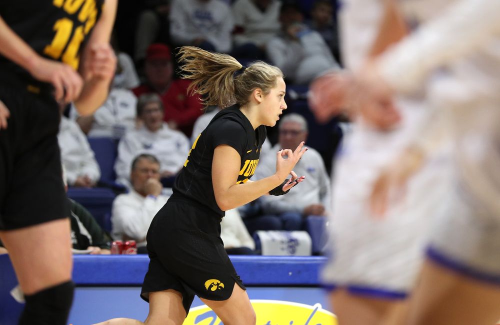 Iowa Hawkeyes guard Kathleen Doyle (22) against the Drake Bulldogs Friday, December 21, 2018 at the Knapp Center in Des Moines. (Brian Ray/hawkeyesports.com)