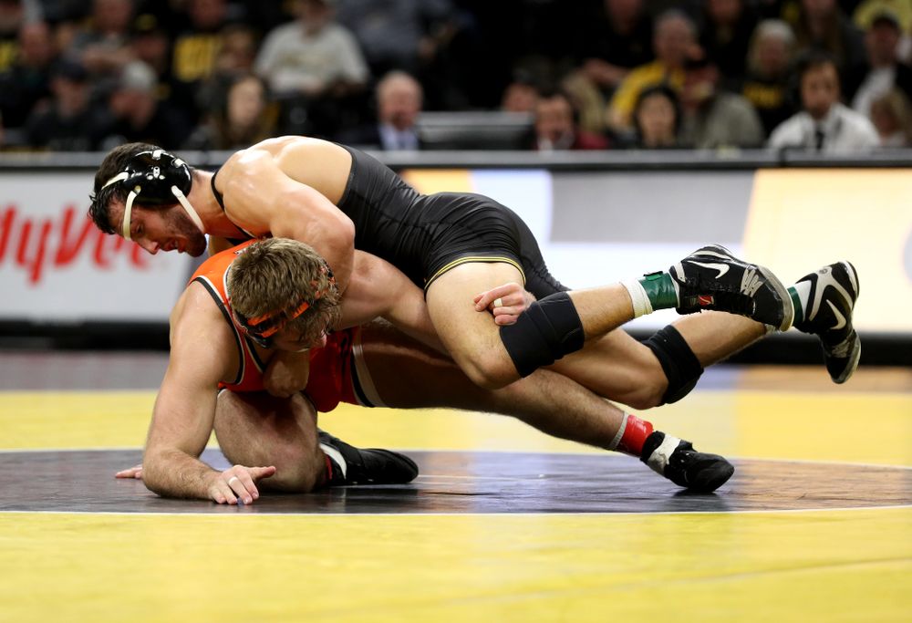 Iowa’s Michael Kemerer Wrestles Oklahoma State’s Joseph Smith at 174 pounds Sunday, February 23, 2020 at Carver-Hawkeye Arena. Kemerer won the match 12-2. (Brian Ray/hawkeyesports.com)