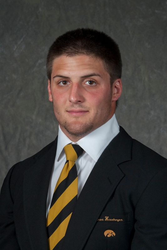 Andrew Wellik - Football - University of Iowa Athletics