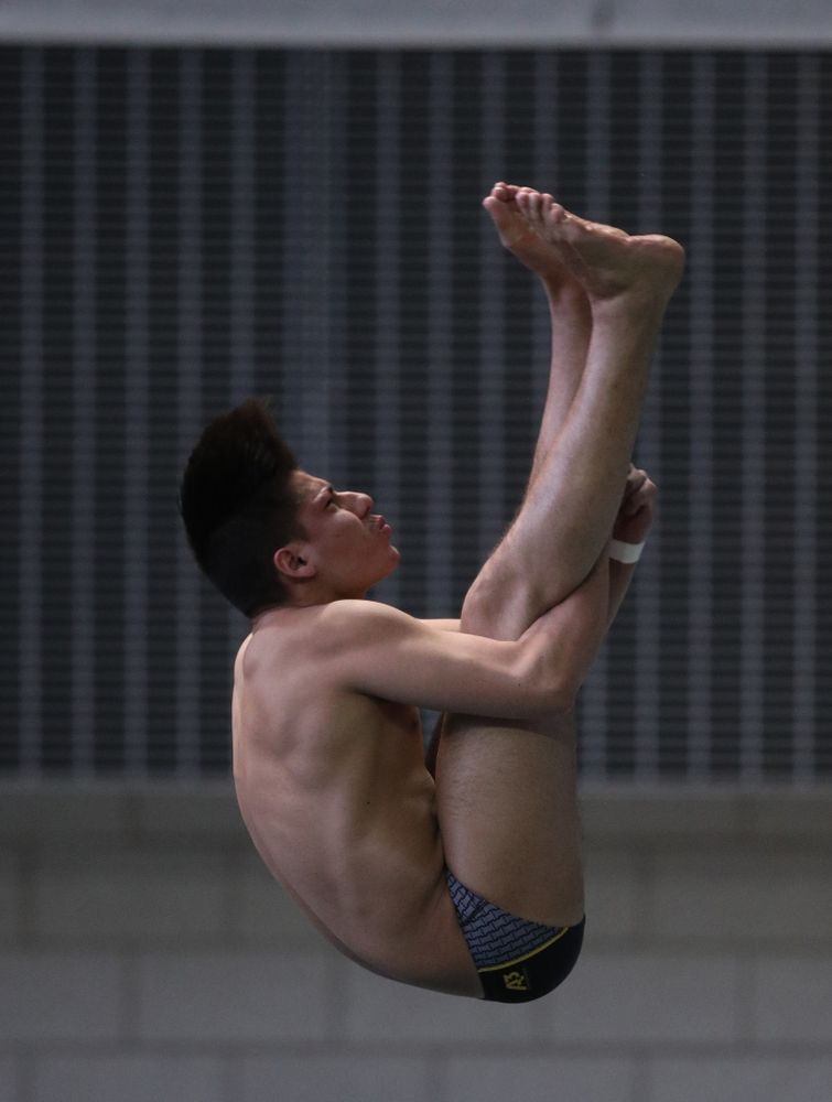 Iowa's Jonatan Posligua competes on the 3-meter springboard during the third day of the 2019 Big Ten Swimming and Diving Championships Thursday, February 28, 2019 at the Campus Wellness and Recreation Center. (Brian Ray/hawkeyesports.com)